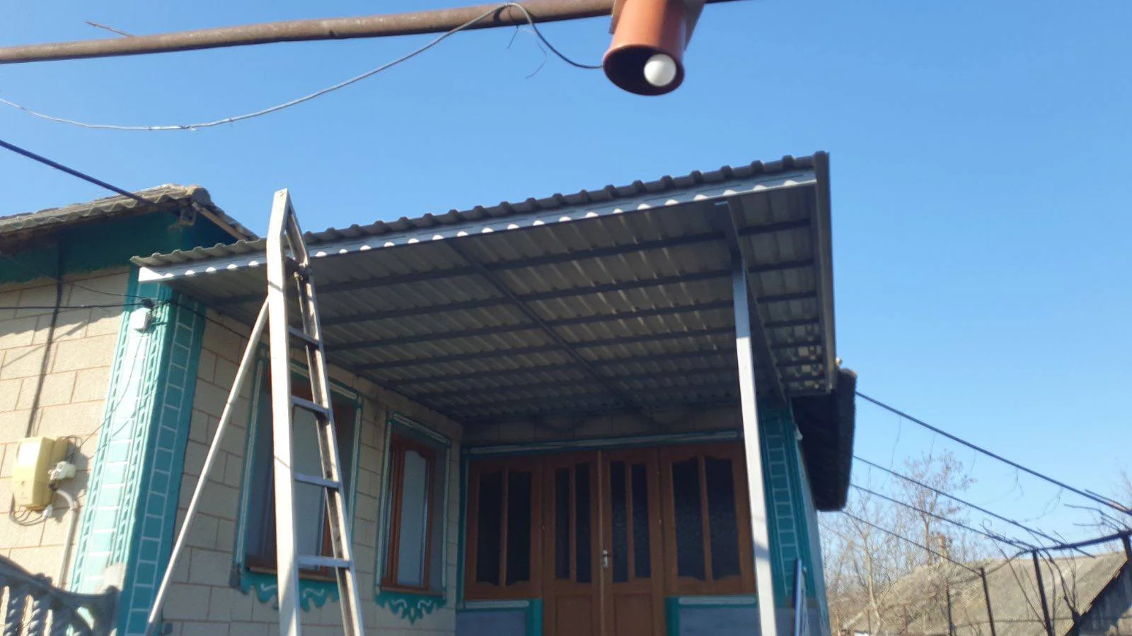 Copertină metalică — model de referință C273