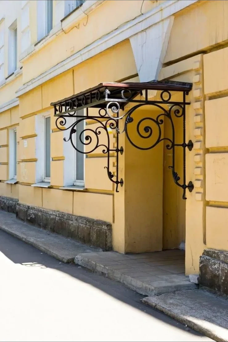 Copertină pentru intrare — model de referință C300