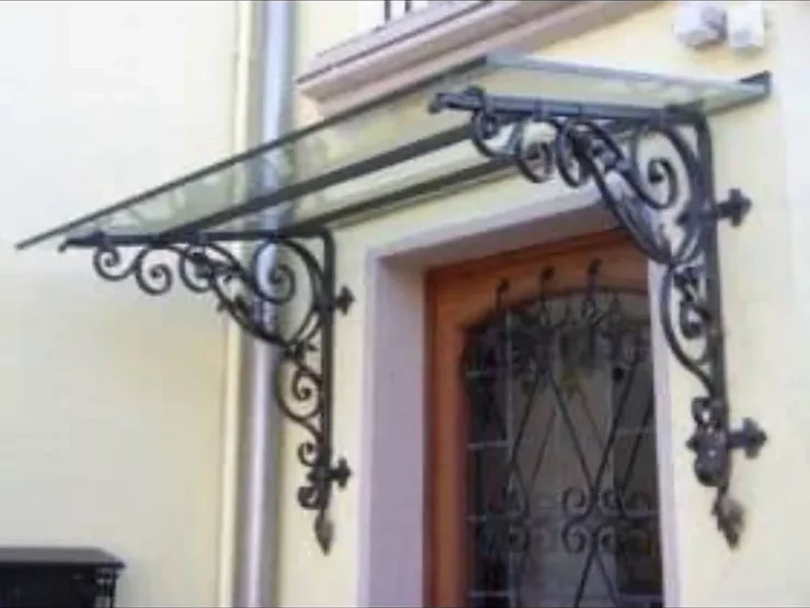 Copertină pentru intrare — model de referință C308