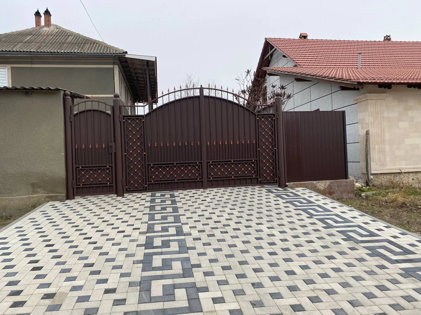 Porți P147 — fotografie din portofoliul gardporti.md