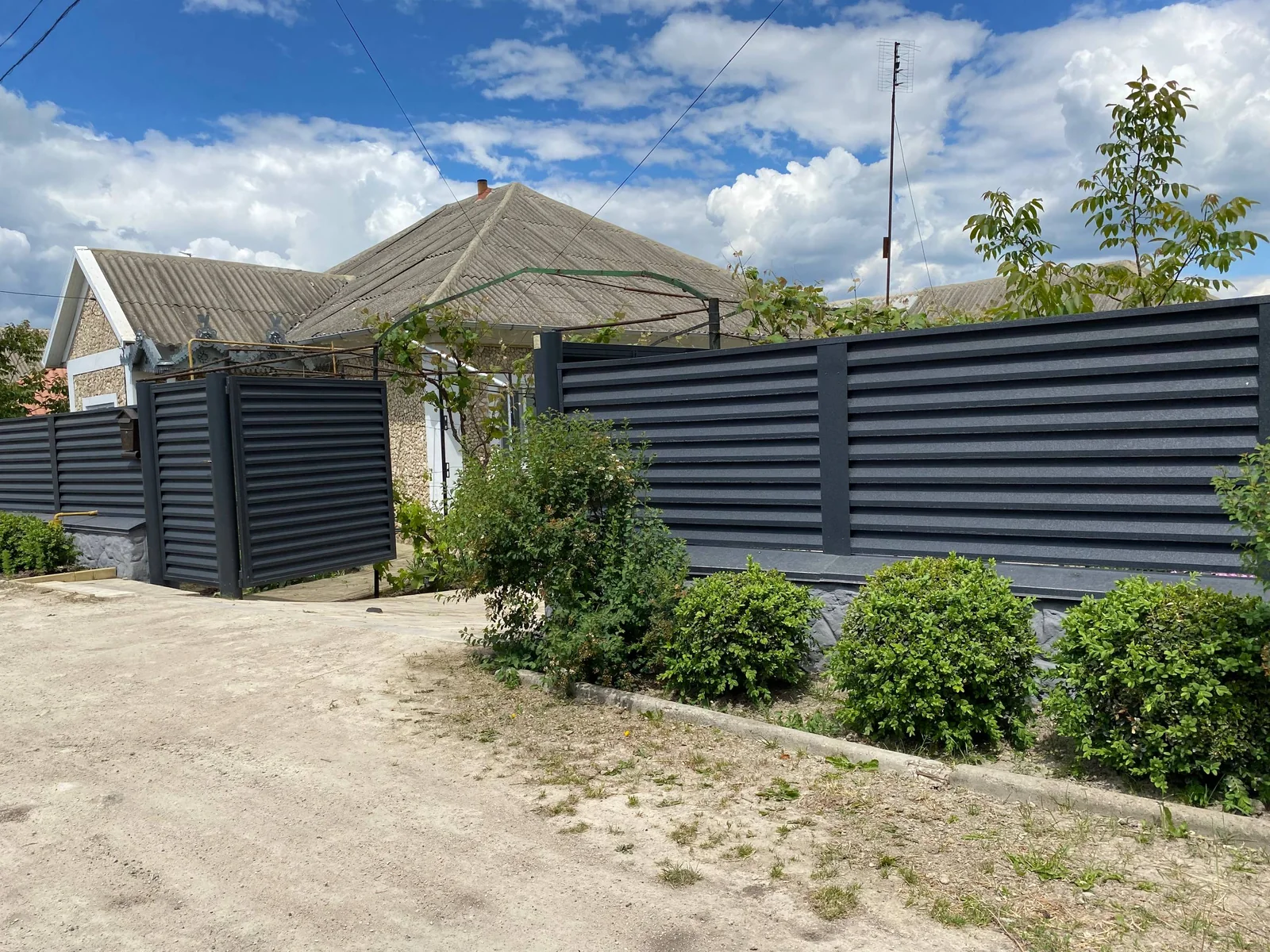 Porți P151 — fotografie din portofoliul gardporti.md