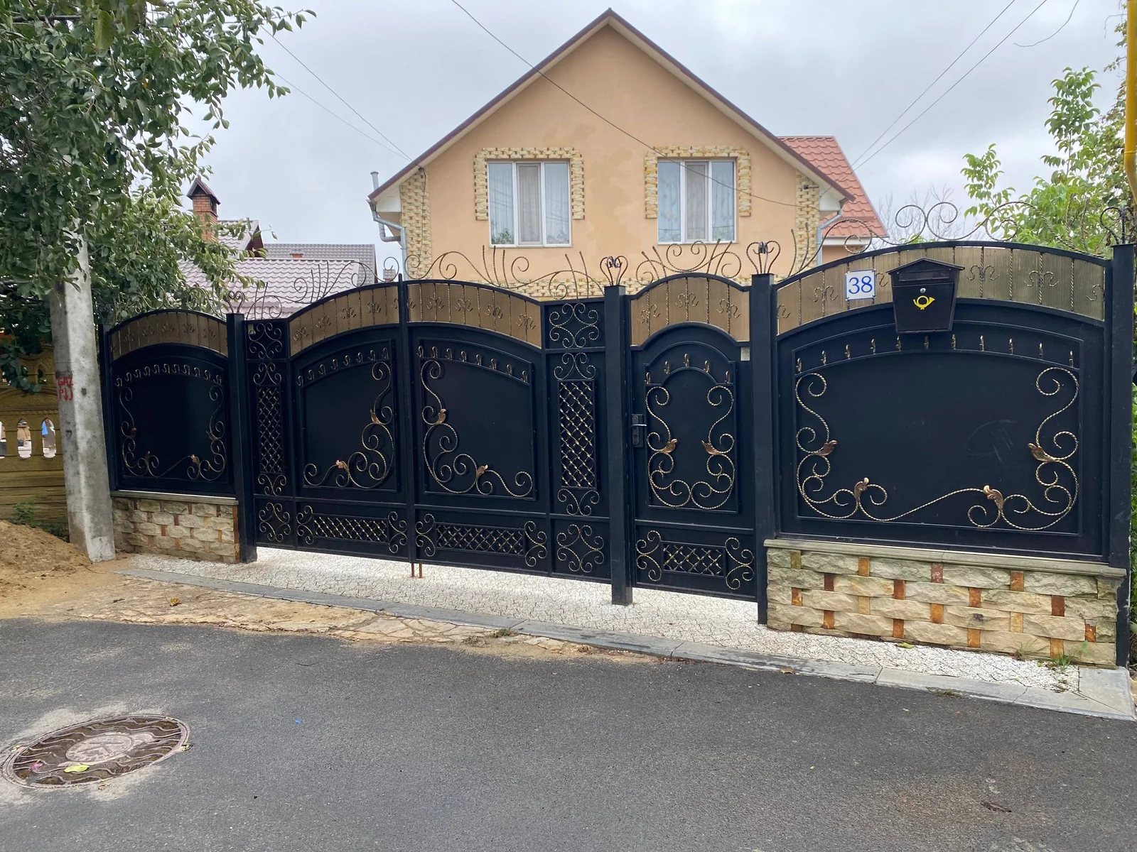 Porți P158 — fotografie din portofoliul gardporti.md