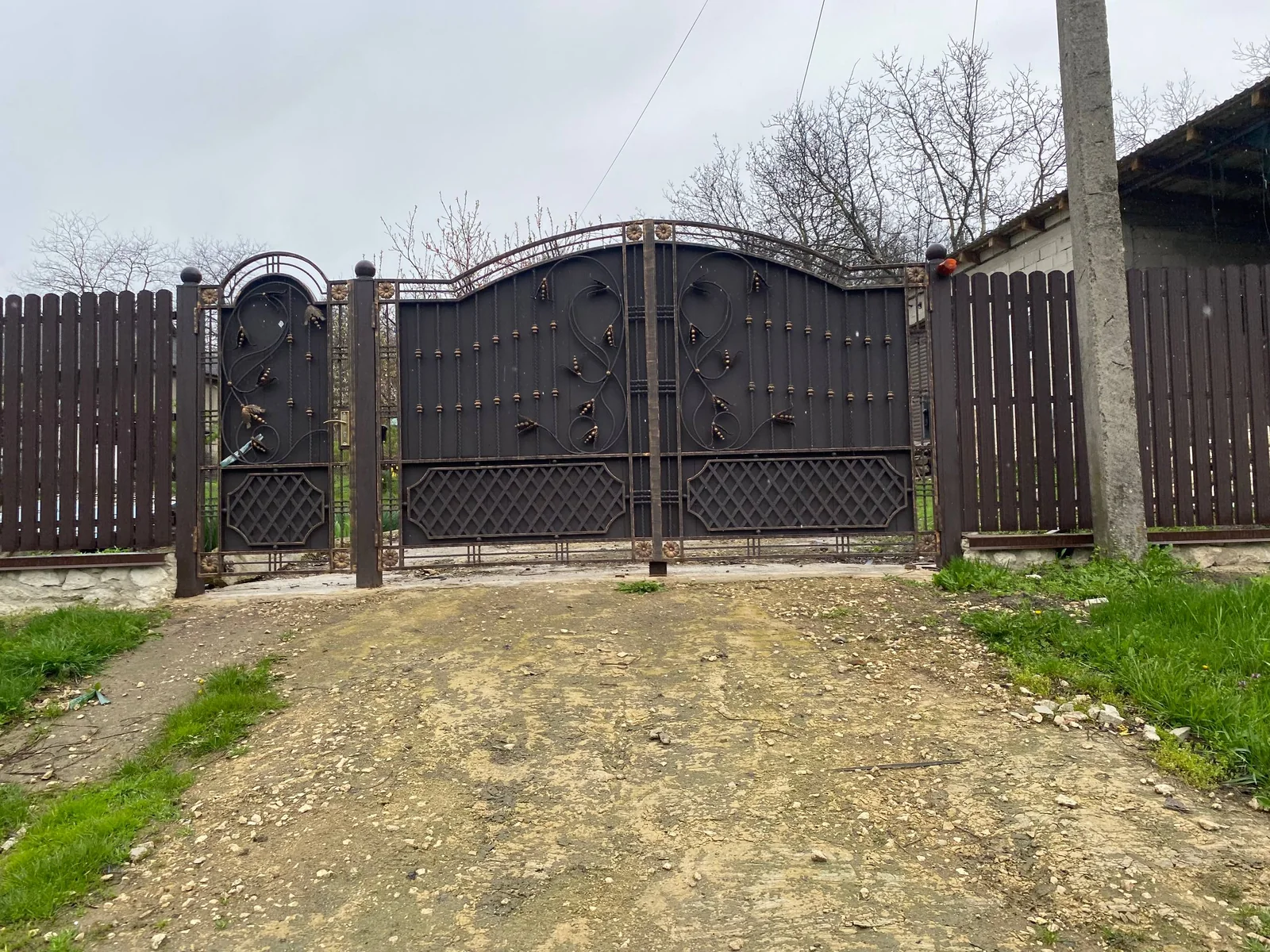 Porți P16 — fotografie din portofoliul gardporti.md