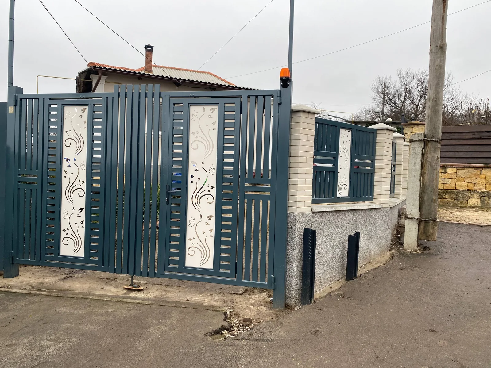 Porți P177 — fotografie din portofoliul gardporti.md