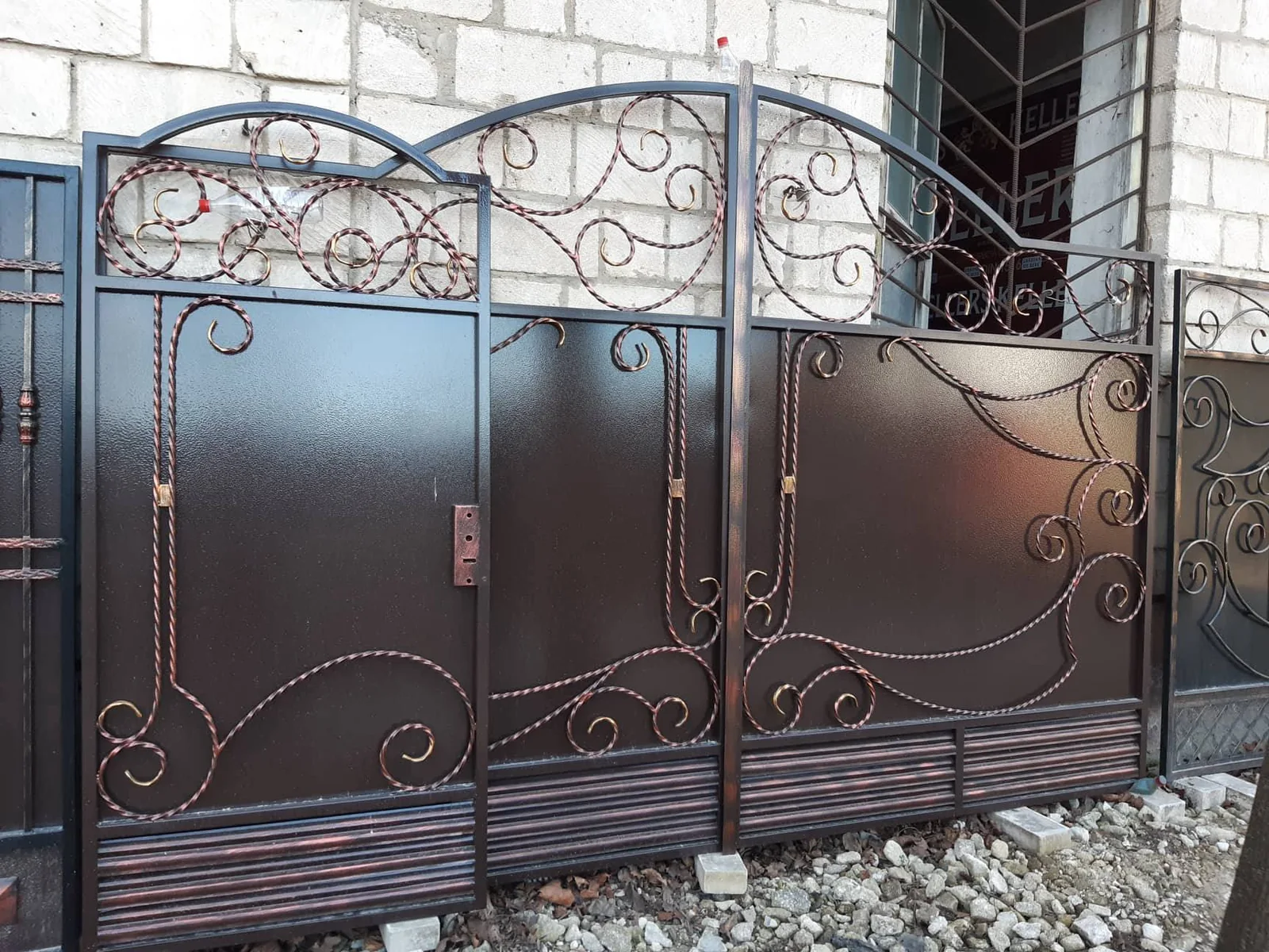 Porți P93 — fotografie din portofoliul gardporti.md